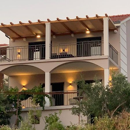 Apartman Vitanov Vinišće Eksteriør billede
